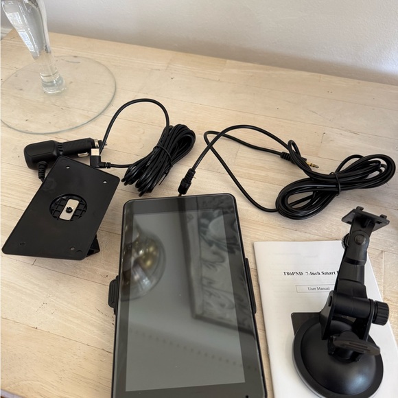 Podofo 7-Inch Portable Care Stero Android Radio with Bluetooth - Picture 3 of 5